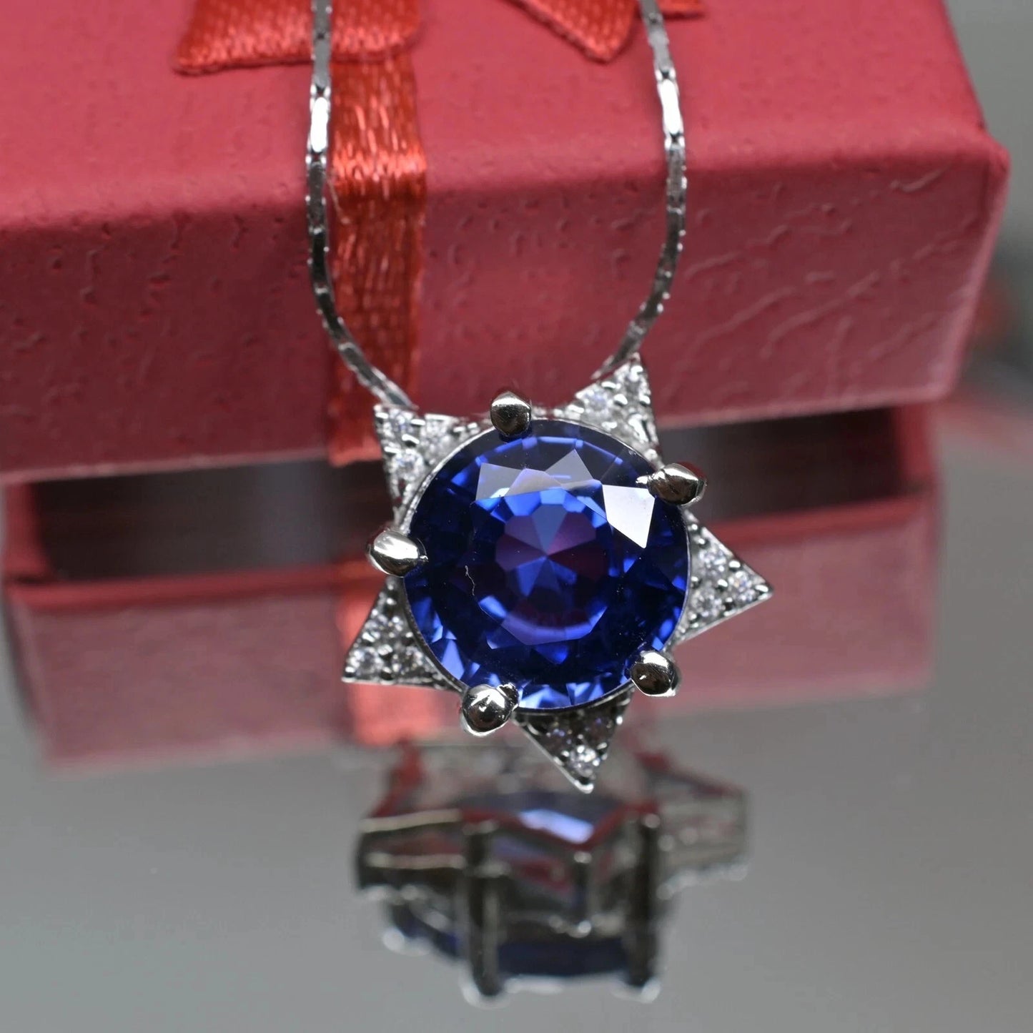 Certified 22 Ct Natural Round Blue Sapphire Pendant – Star Design in 925 Silver