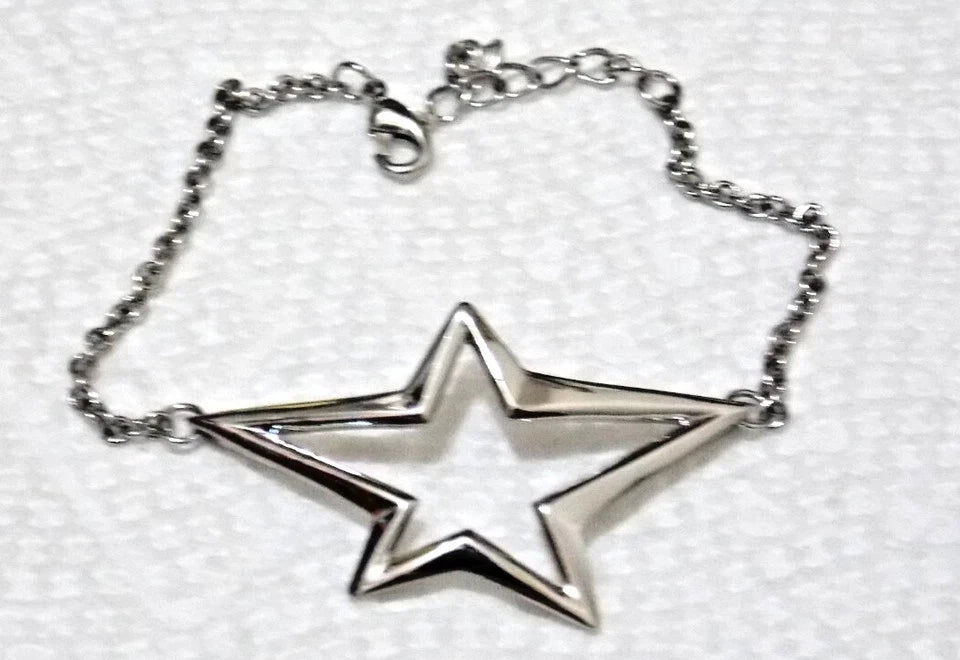 THIERRY MUGLER SILVERTONE SMOOTH SHINY OPEN STAR CHAIN BRACELET